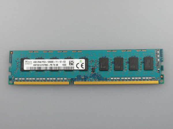 SK Hynix 4GB Servers - DDR3 1600MHz PC3-12800E